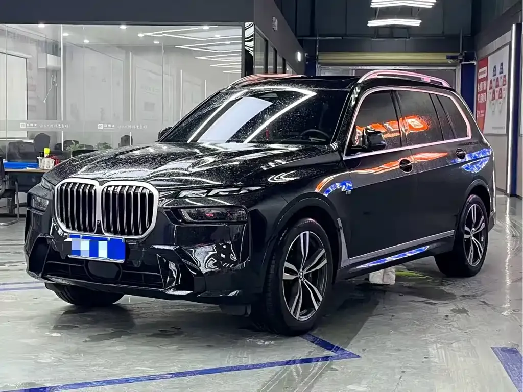 BMW X7 — фото 1