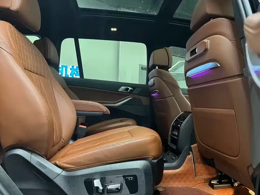 BMW X7 — фото 4
