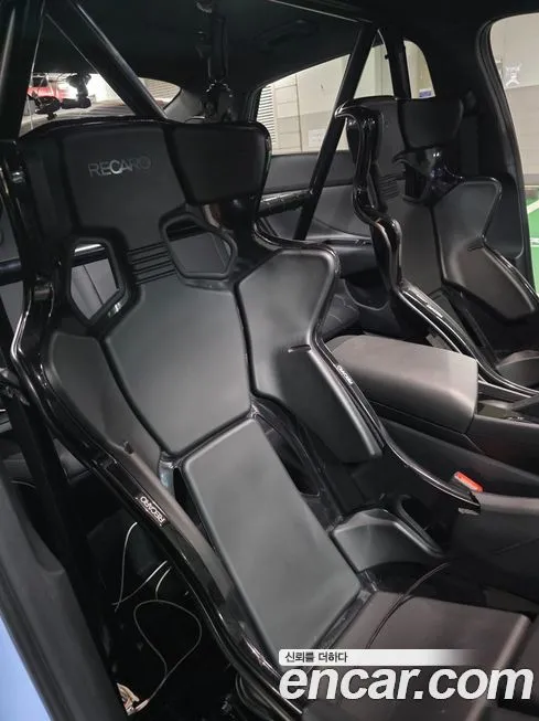 Hyundai AVANTE — фото 3