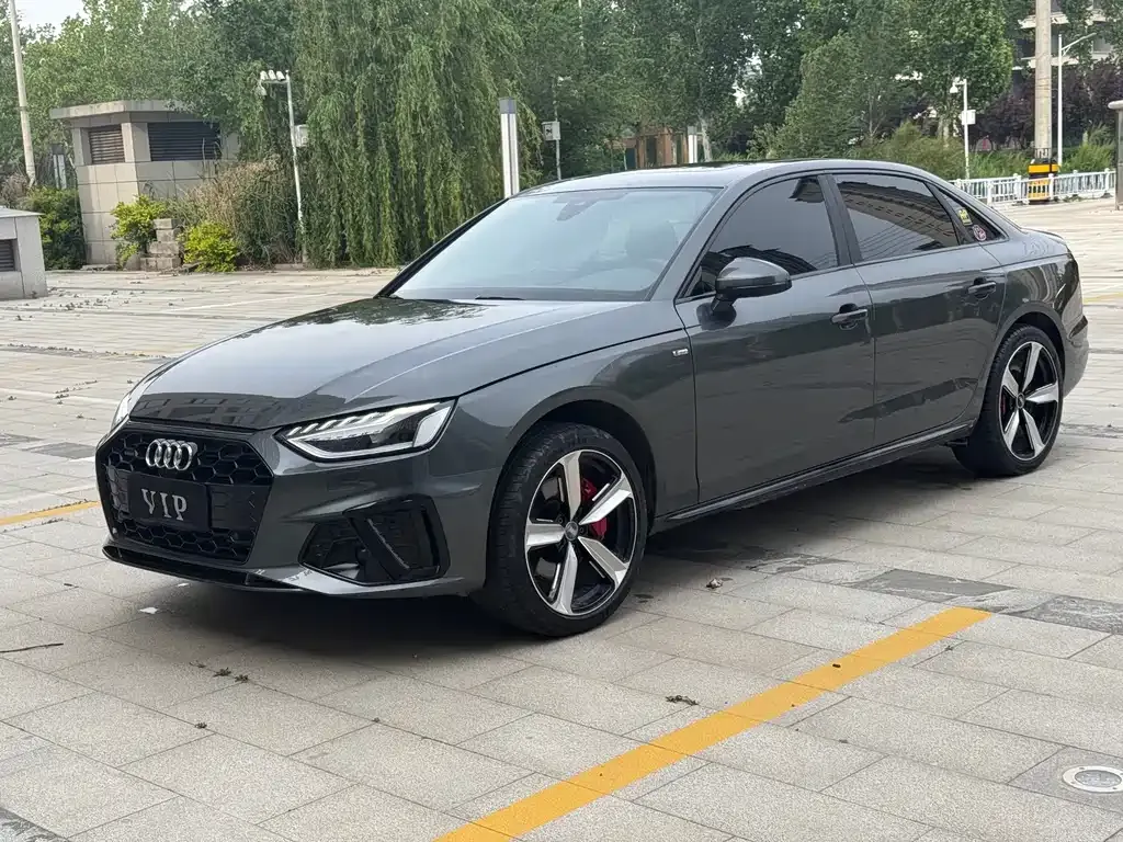 Audi A4L 2023 из CN, фото 9