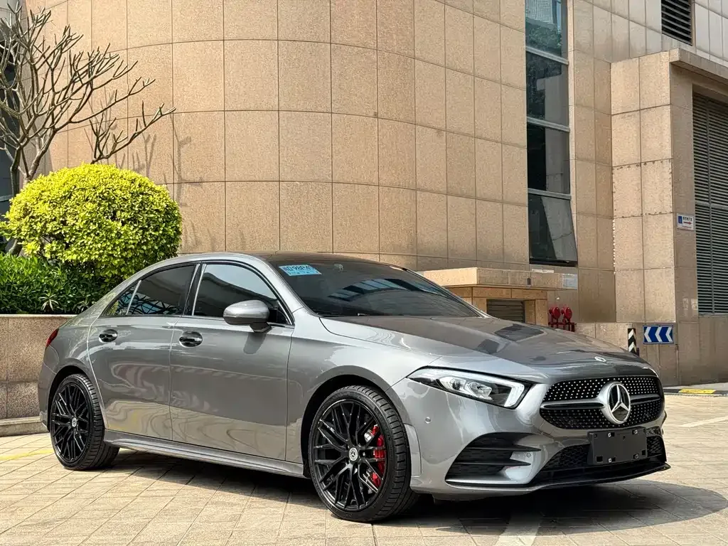 Mercedes-Benz A-Class — фото 4