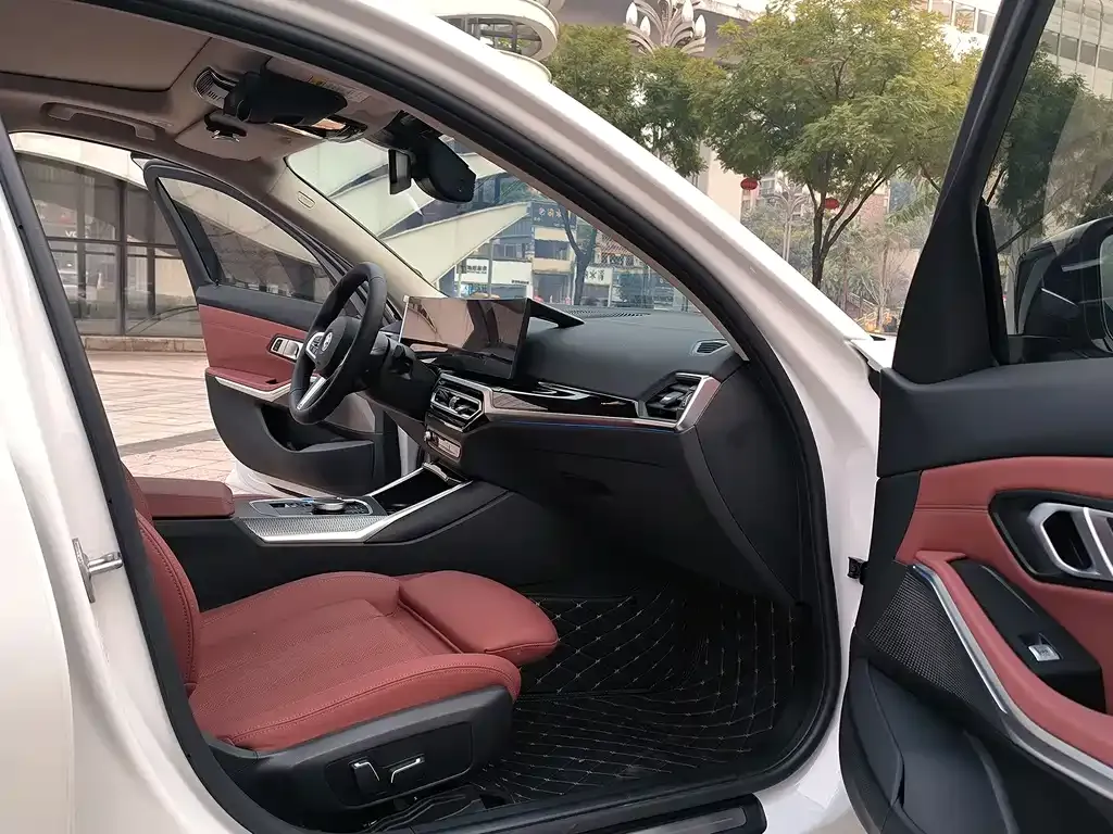 BMW i3 2024 из CN, фото 3