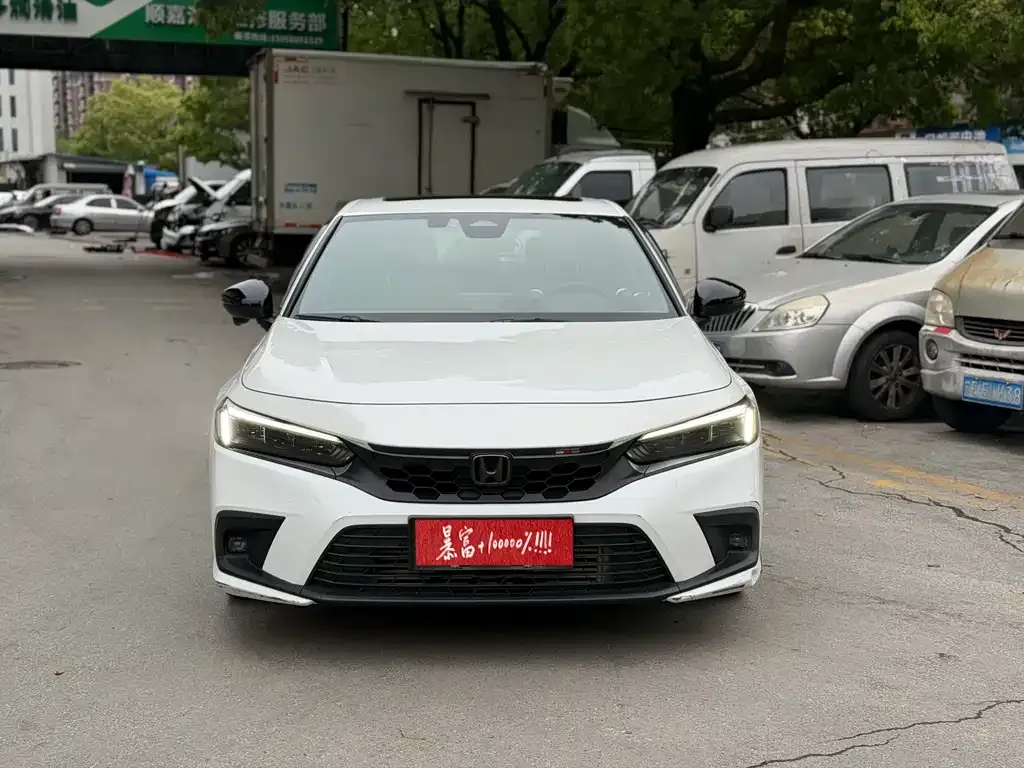 Honda Civic — фото 8