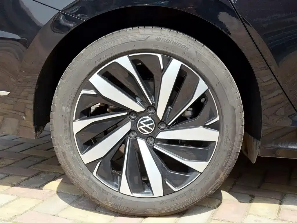 Volkswagen Passat — фото 5