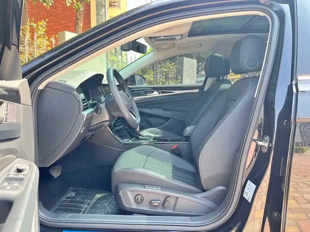 Volkswagen Passat — фото 4