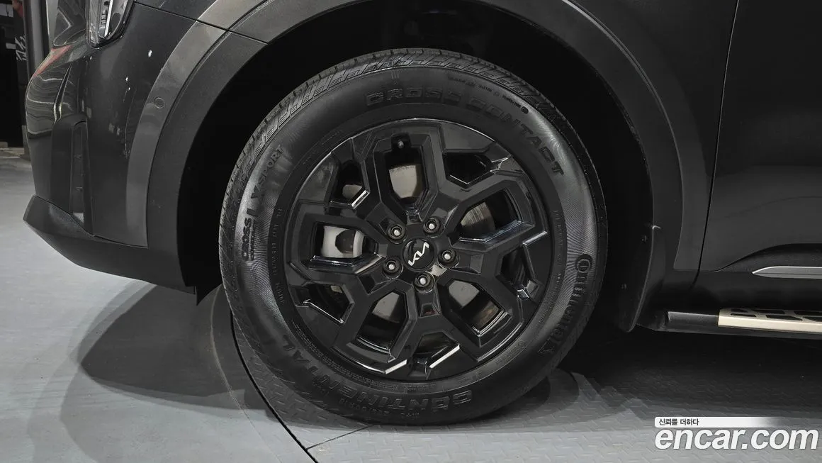 Kia Sorento — фото 8