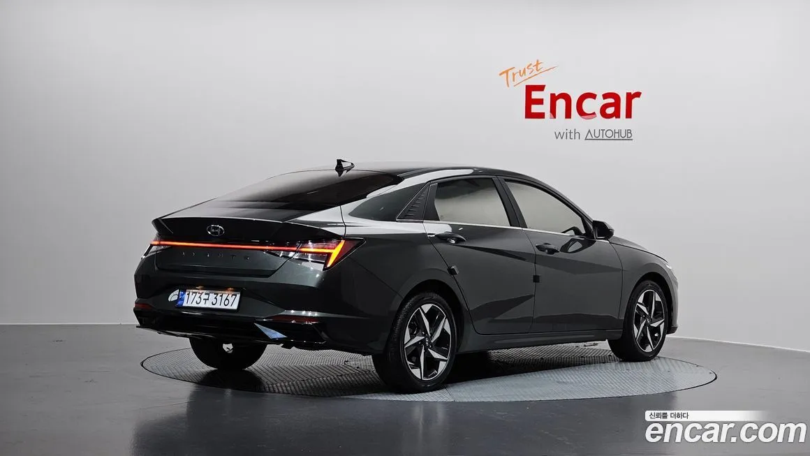 Hyundai AVANTE — фото 3