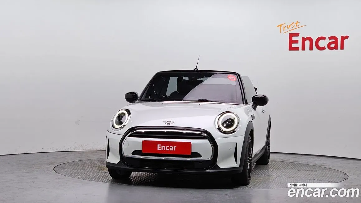Mini Cooper Convertible 2024 из KR, фото 3