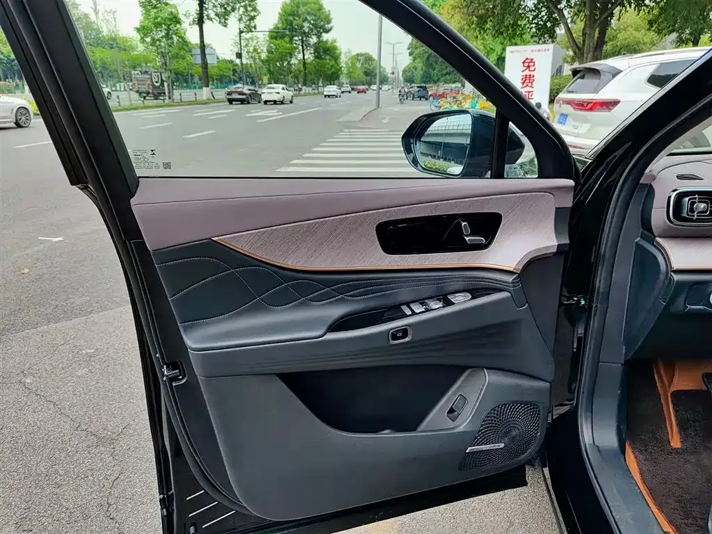 Chery Tiggo 9 C-DM — фото 10