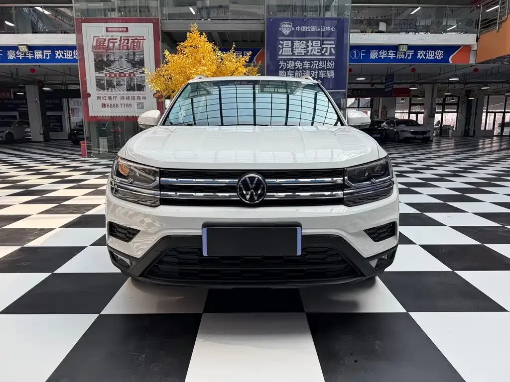 Volkswagen Tharu — фото 9
