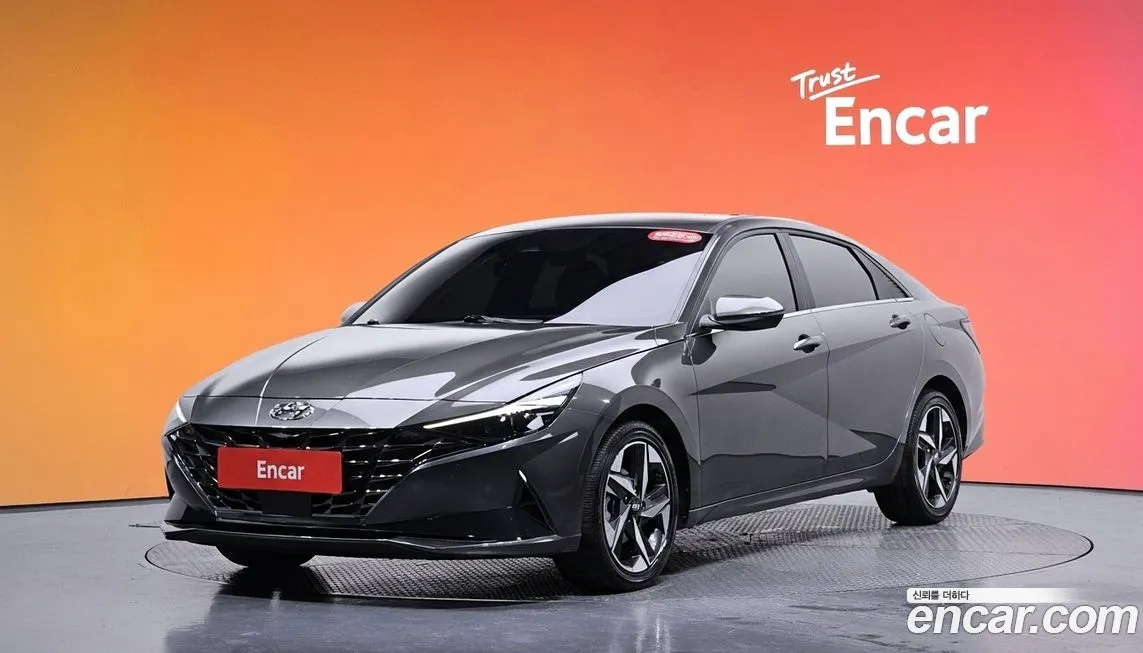Hyundai AVANTE — фото 1