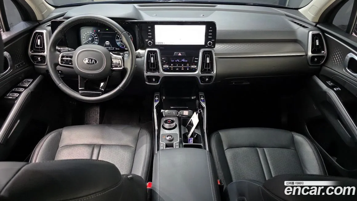 Kia Sorento — фото 10