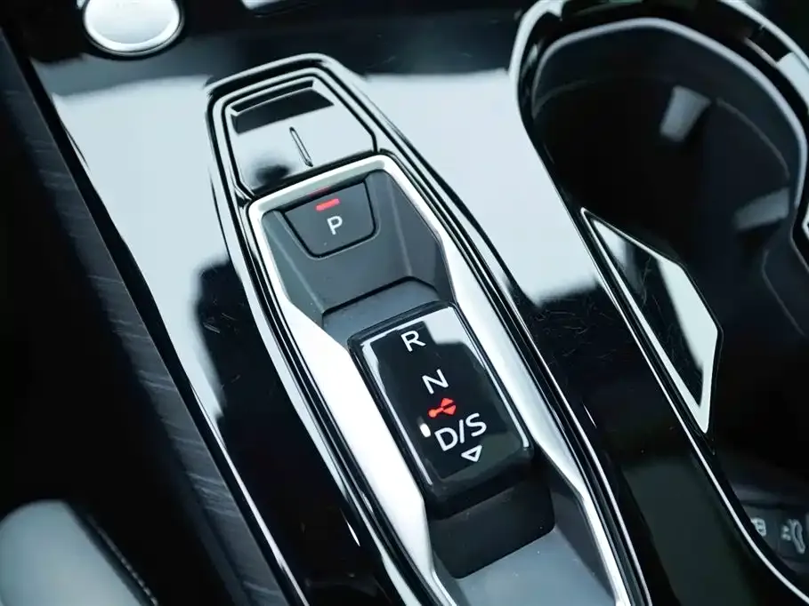 Audi A5L 2025 из CN, фото 7