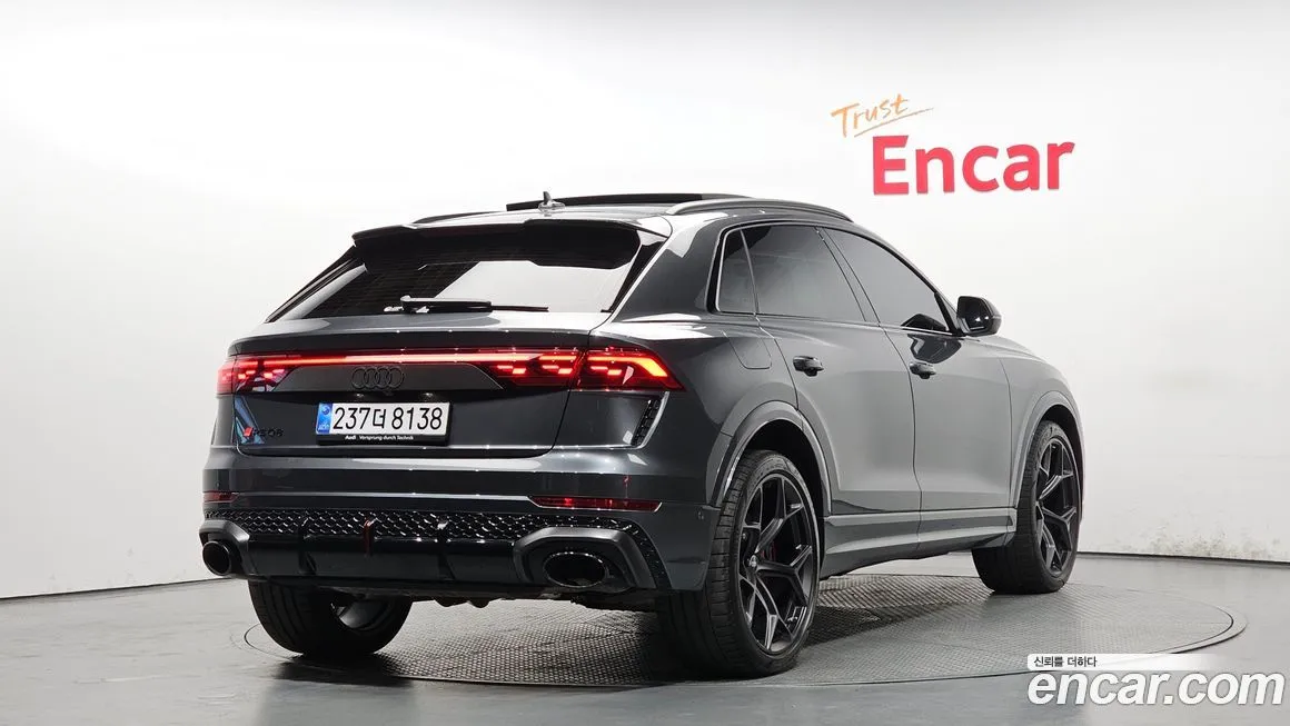 Audi RSQ8 2025 из KR, фото 3