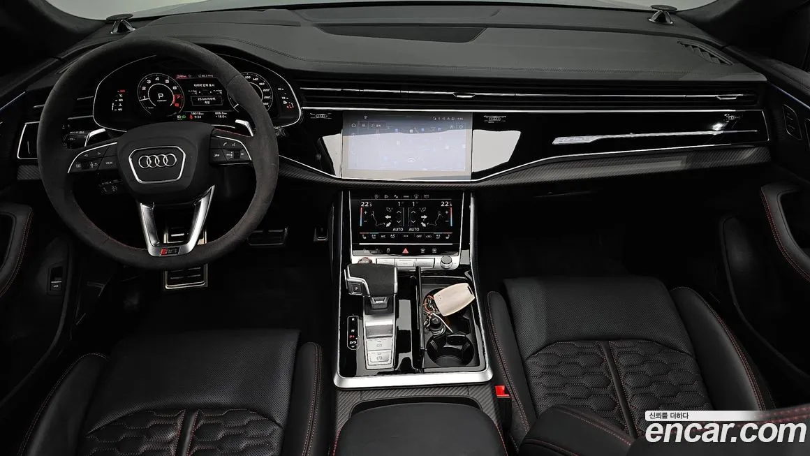 Audi RSQ8 2025 из KR, фото 6