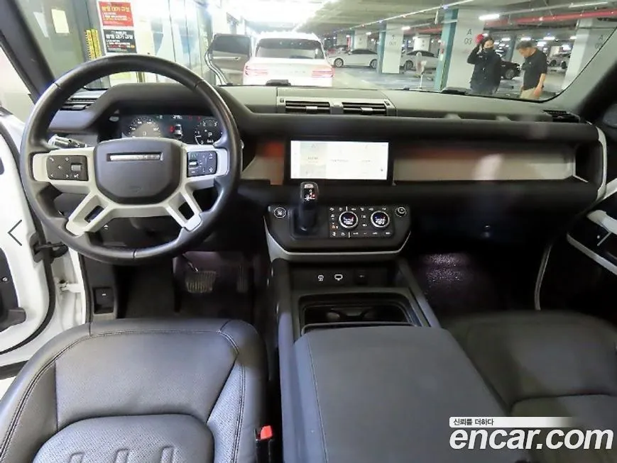 Land Rover Defender 2022 из KR, фото 8