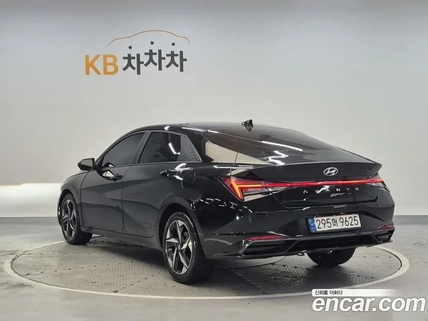 Hyundai AVANTE 2021 из KR, фото 4
