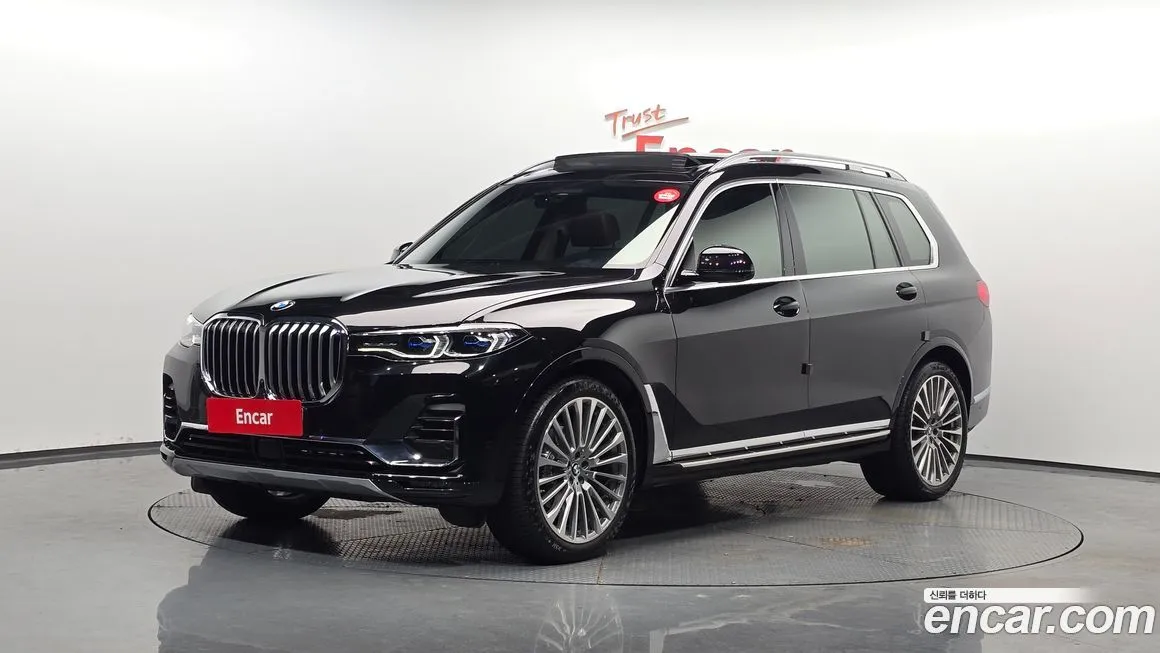 BMW X7 — фото 1