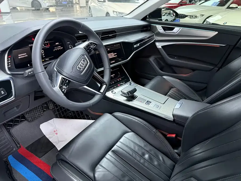 Audi A6L 2024 из CN, фото 9