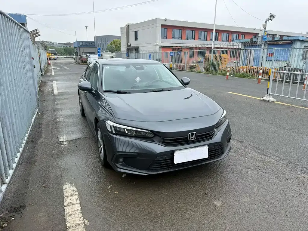 Honda Civic — фото 7