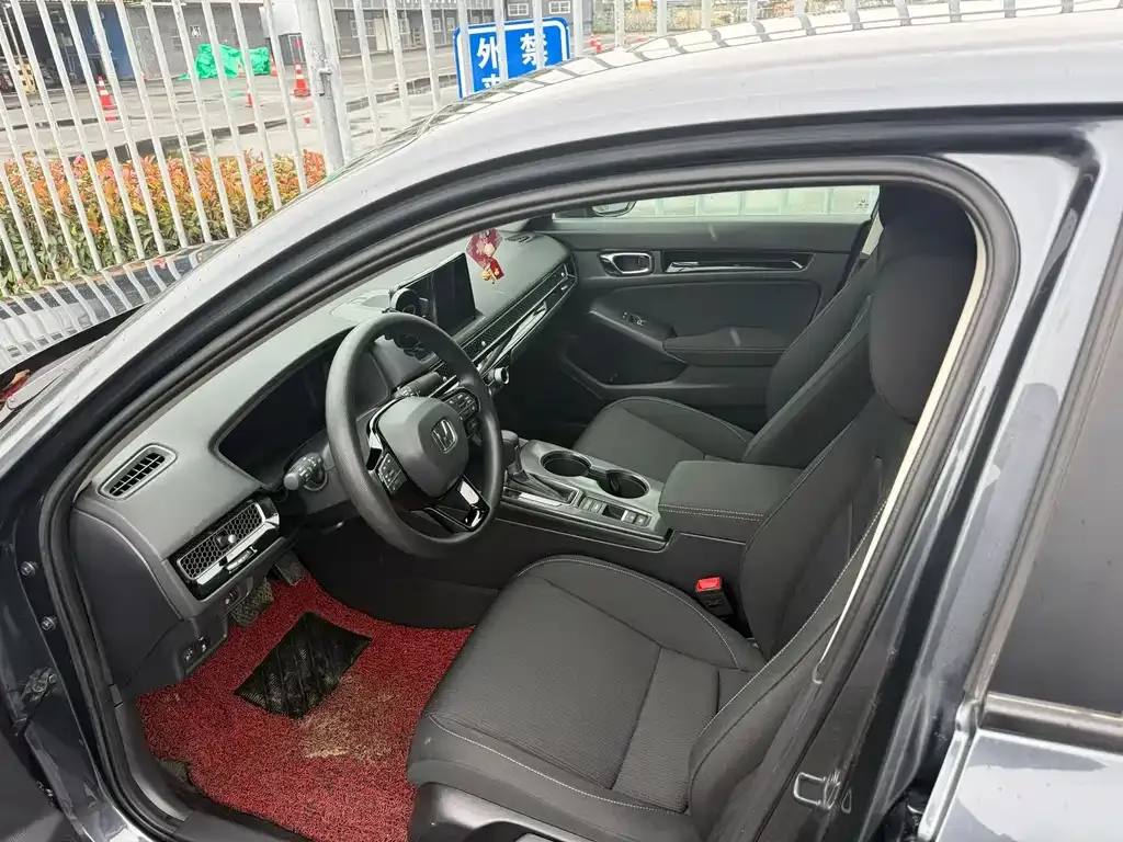 Honda Civic — фото 4