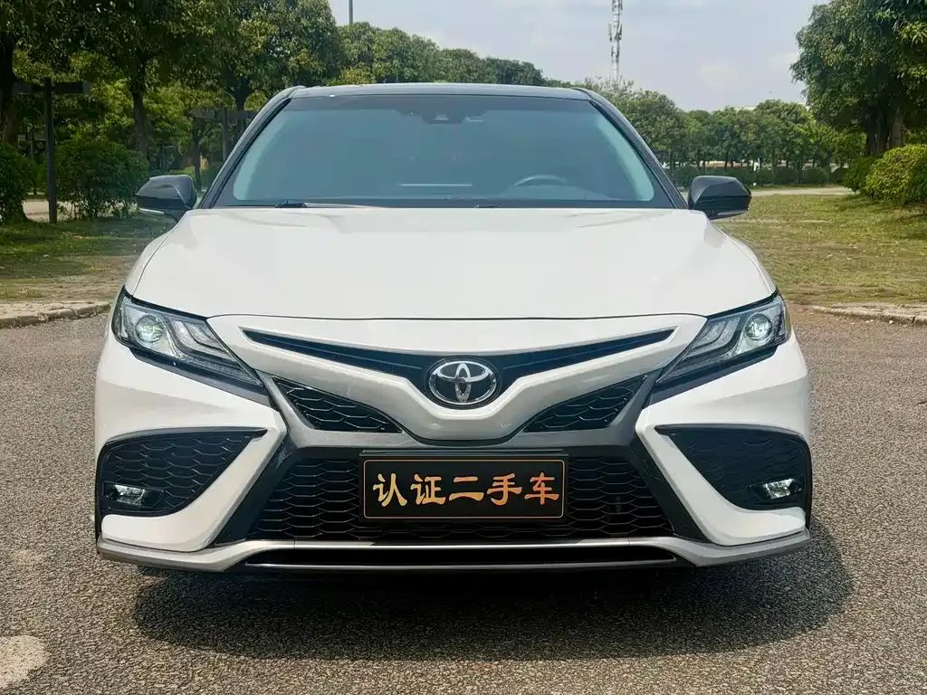 Toyota Camry 2022 из CN, фото 9