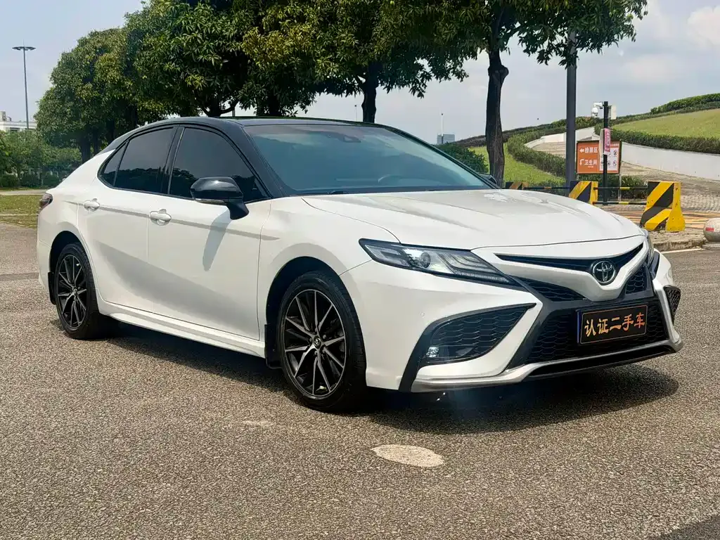 Toyota Camry 2022 из CN, фото 10