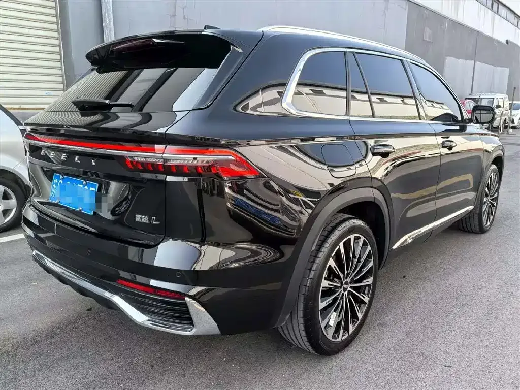 Geely Xingyue L — фото 9