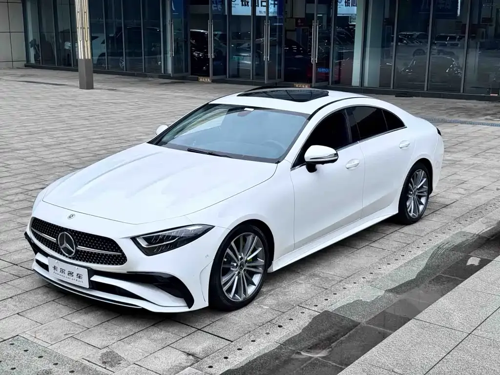 Mercedes-Benz CLS — фото 1