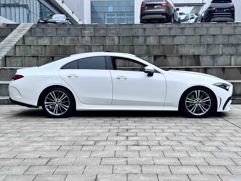 Mercedes-Benz CLS — фото 6