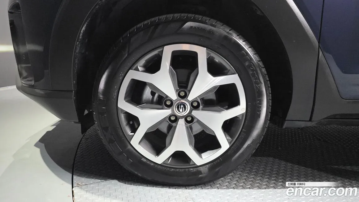 KG Mobility (Ssangyong) Torres — фото 9
