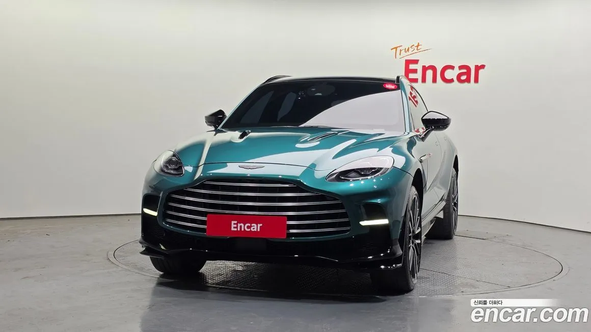 Aston Martin DBX 2023 из KR, фото 2