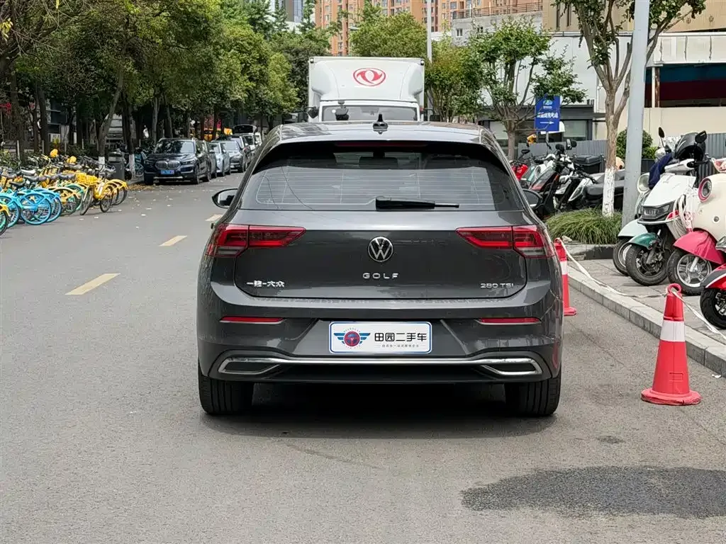 Volkswagen Golf — фото 9