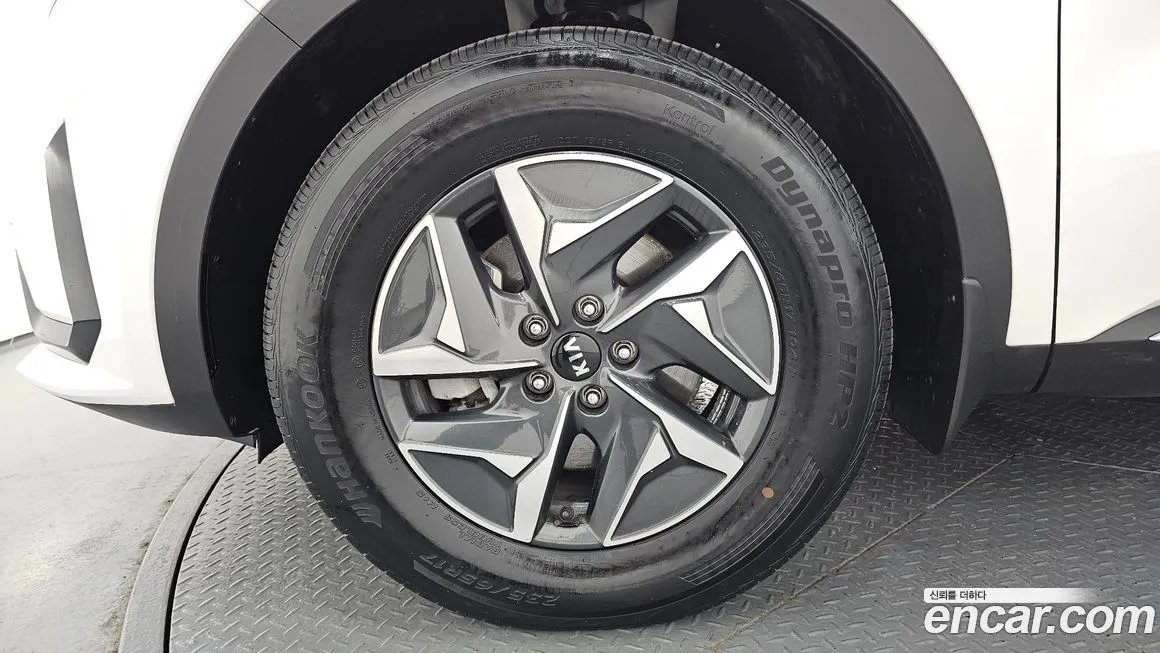 Kia Sorento — фото 10