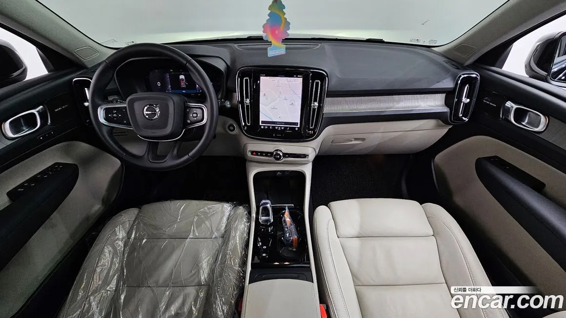Volvo XC40 2023 из KR, фото 7