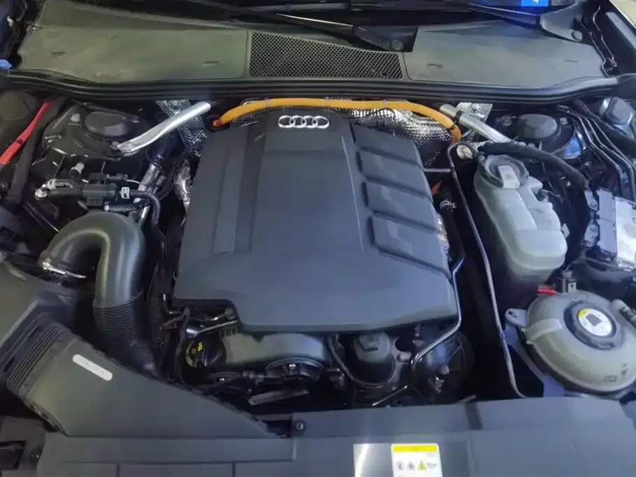 Audi A6L New Energy 2023 из CN, фото 3