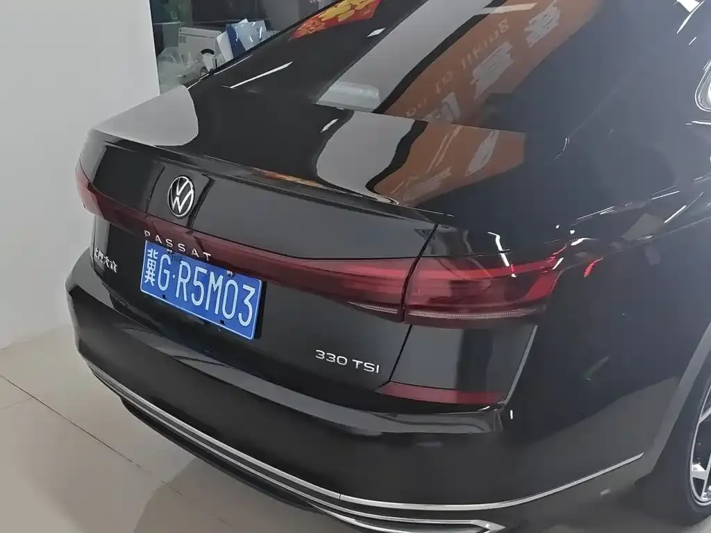 Volkswagen Passat — фото 5