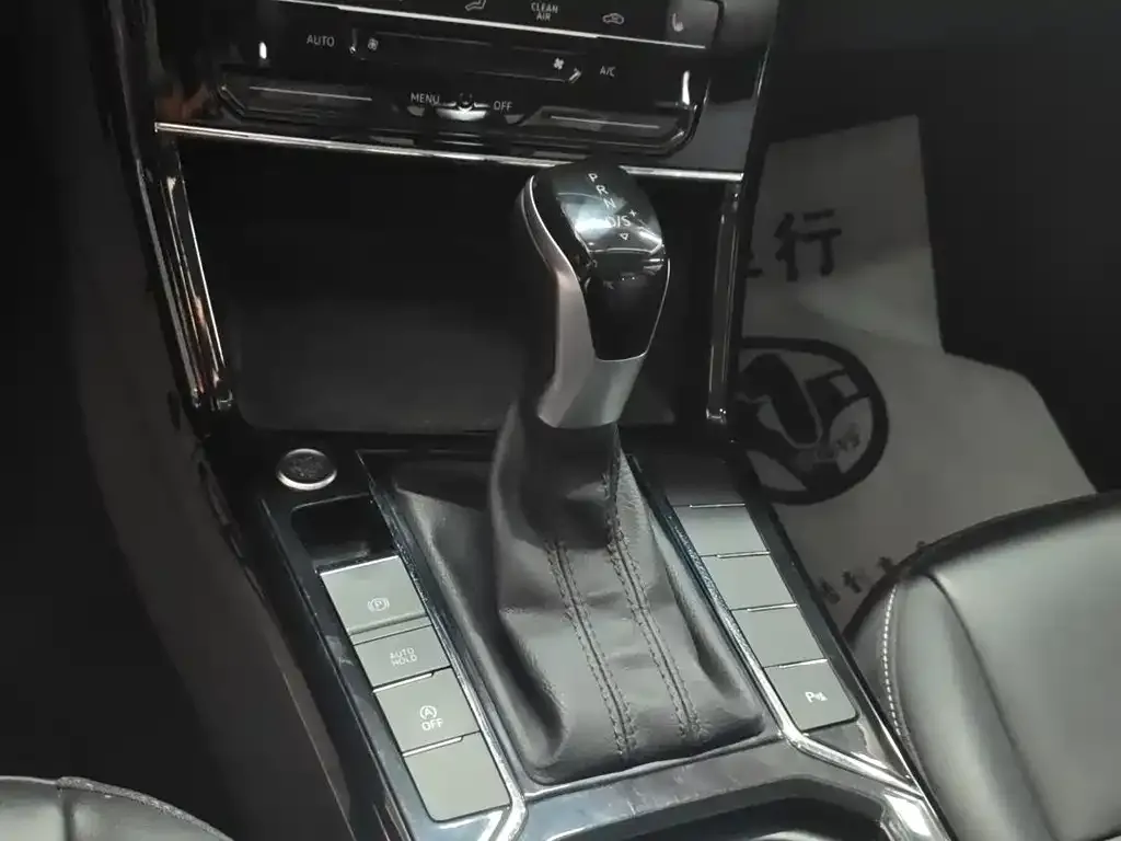 Volkswagen Passat — фото 4