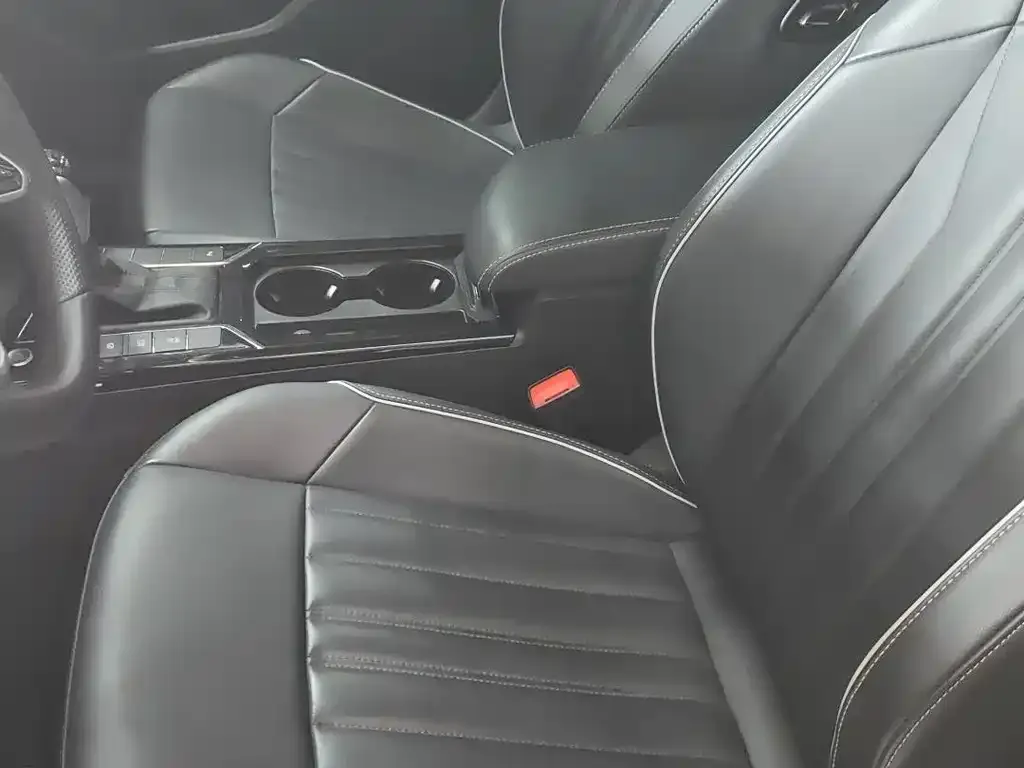 Volkswagen Passat — фото 2