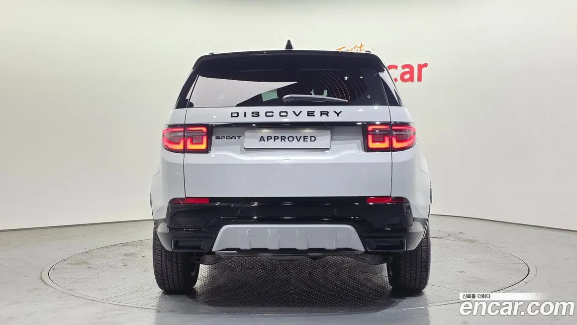 Land Rover Discovery Sport — фото 2