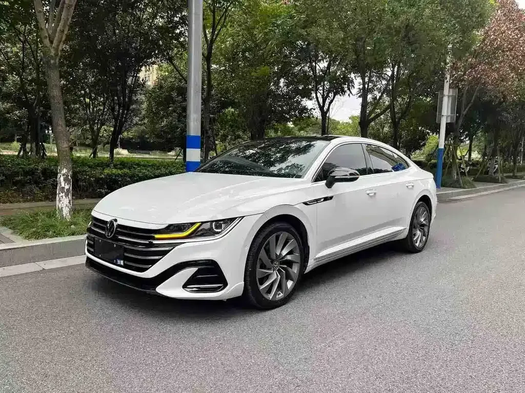 Volkswagen CC — фото 1