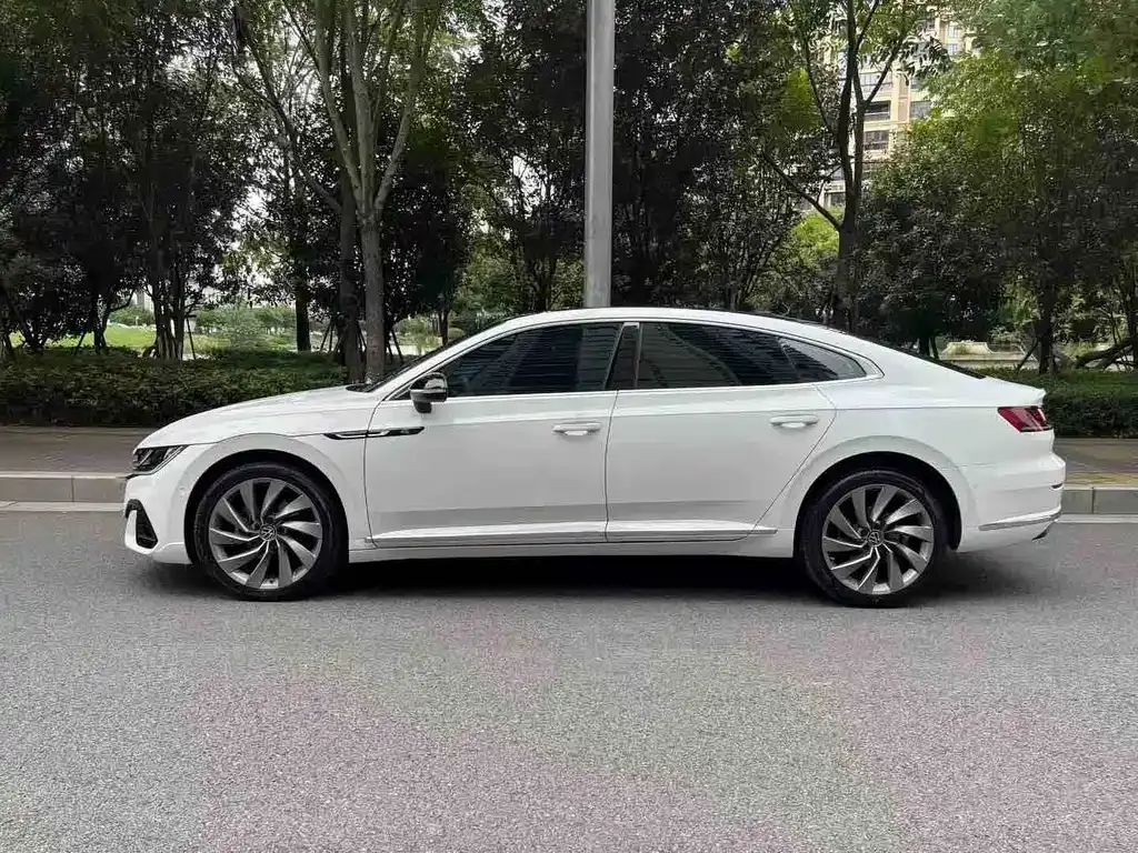 Volkswagen CC — фото 8