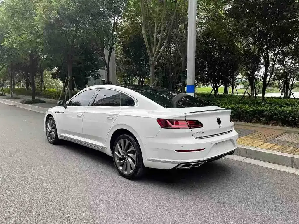 Volkswagen CC — фото 4