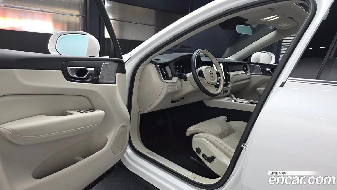 Volvo XC60 2022 из KR, фото 6