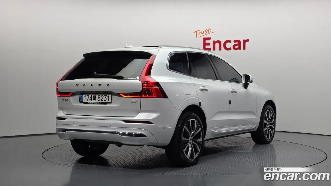 Volvo XC60 2022 из KR, фото 4