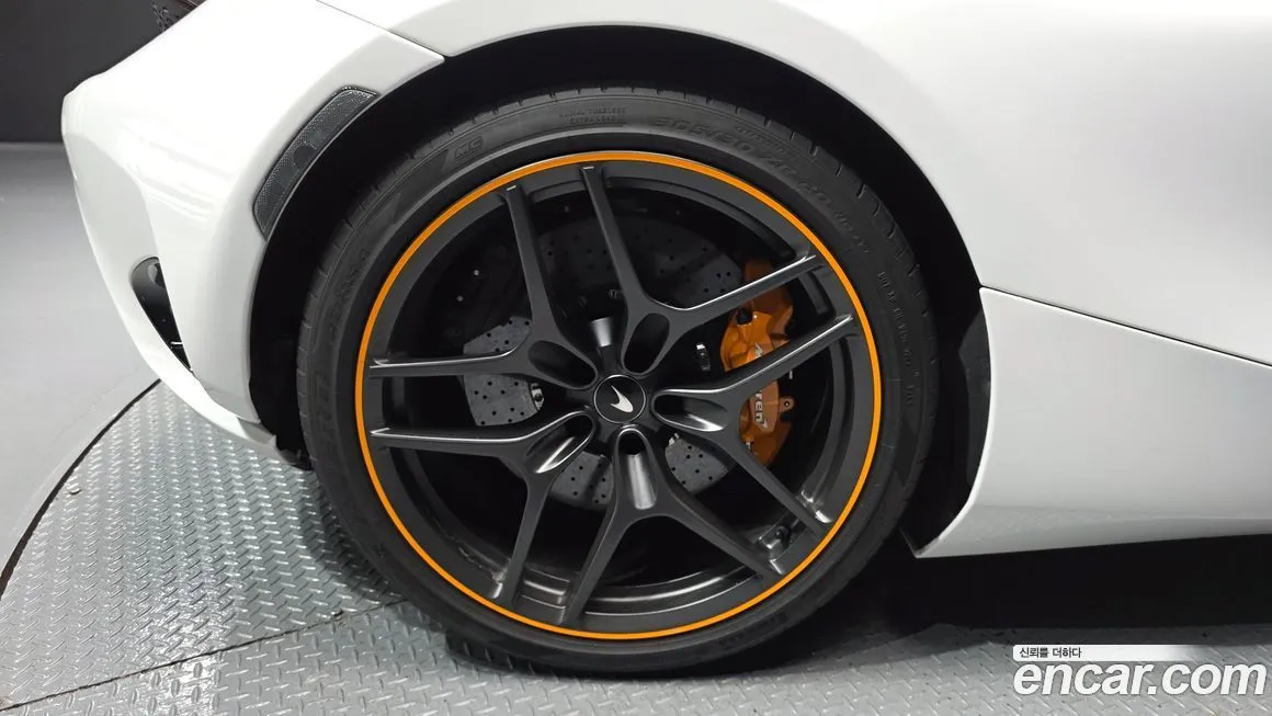 Mclaren 750S 2024 из KR, фото 8