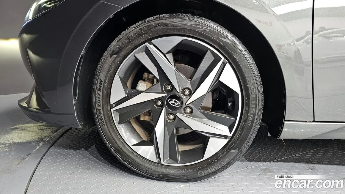 Hyundai AVANTE — фото 9