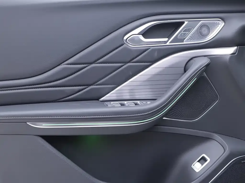 Hongqi HS7 PHEV 2024 из CN, фото 2