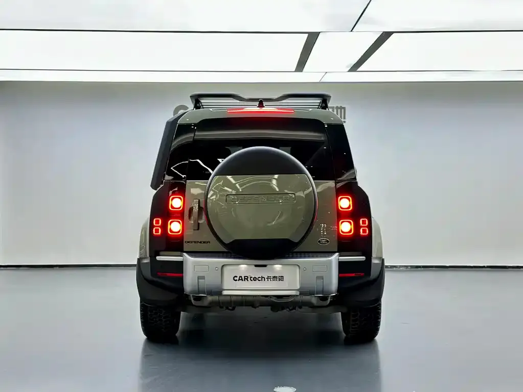 Land Rover Defender — фото 3