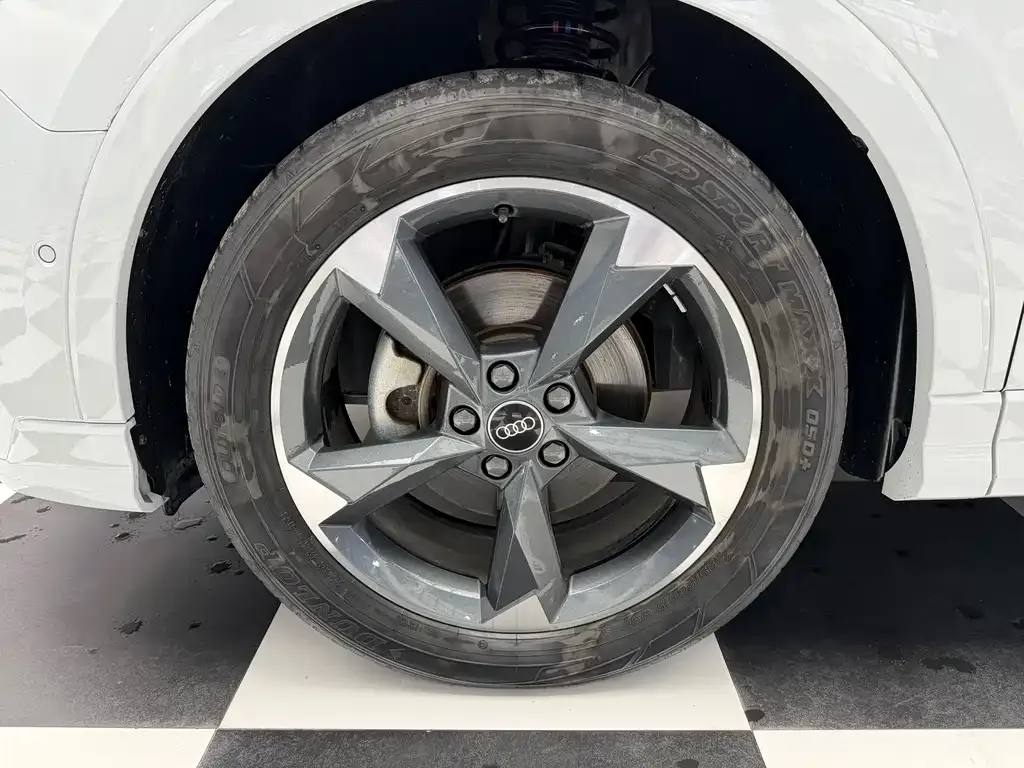 Audi Q3 2022 из CN, фото 10